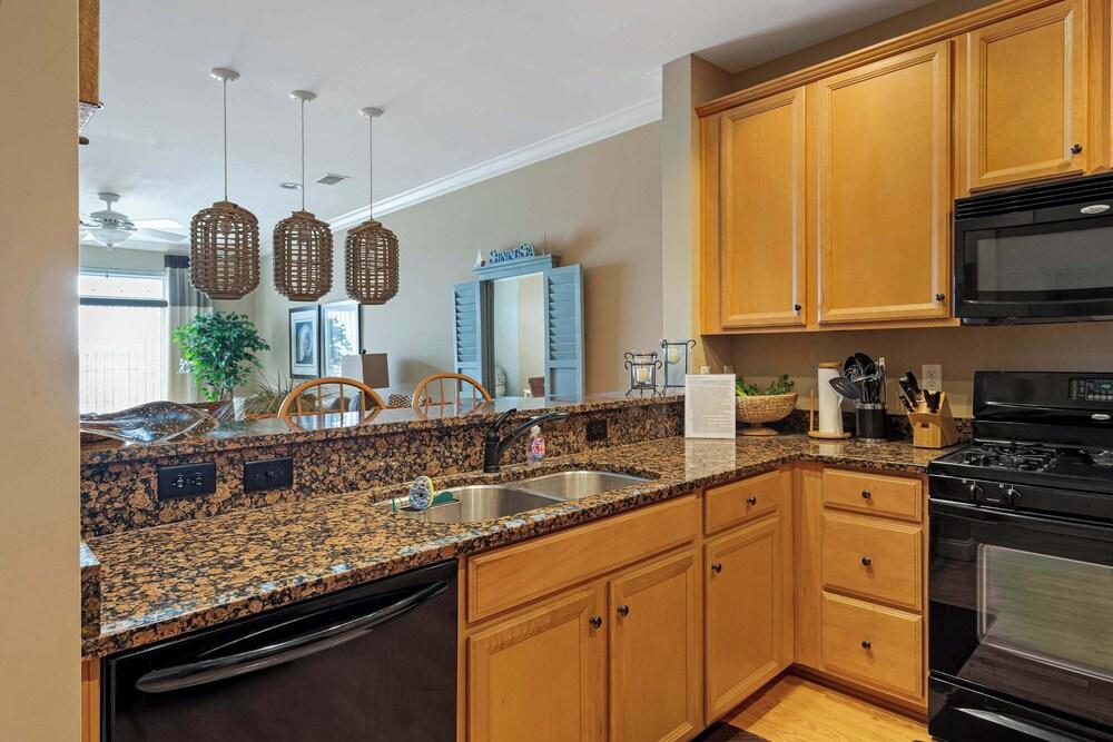 Grande at Canal Retreat Great Area in Rehoboth!