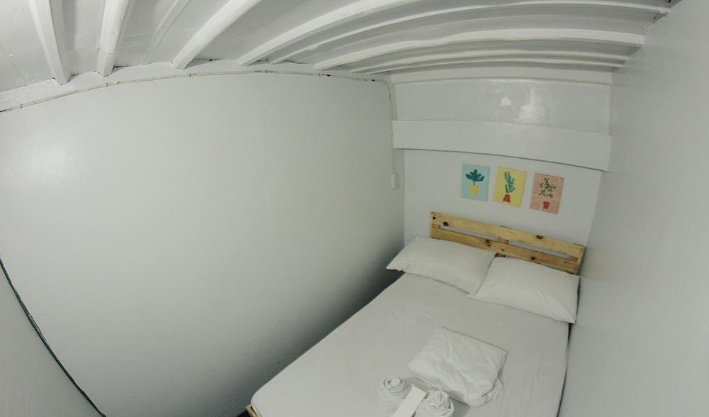 Dickem's Transient House