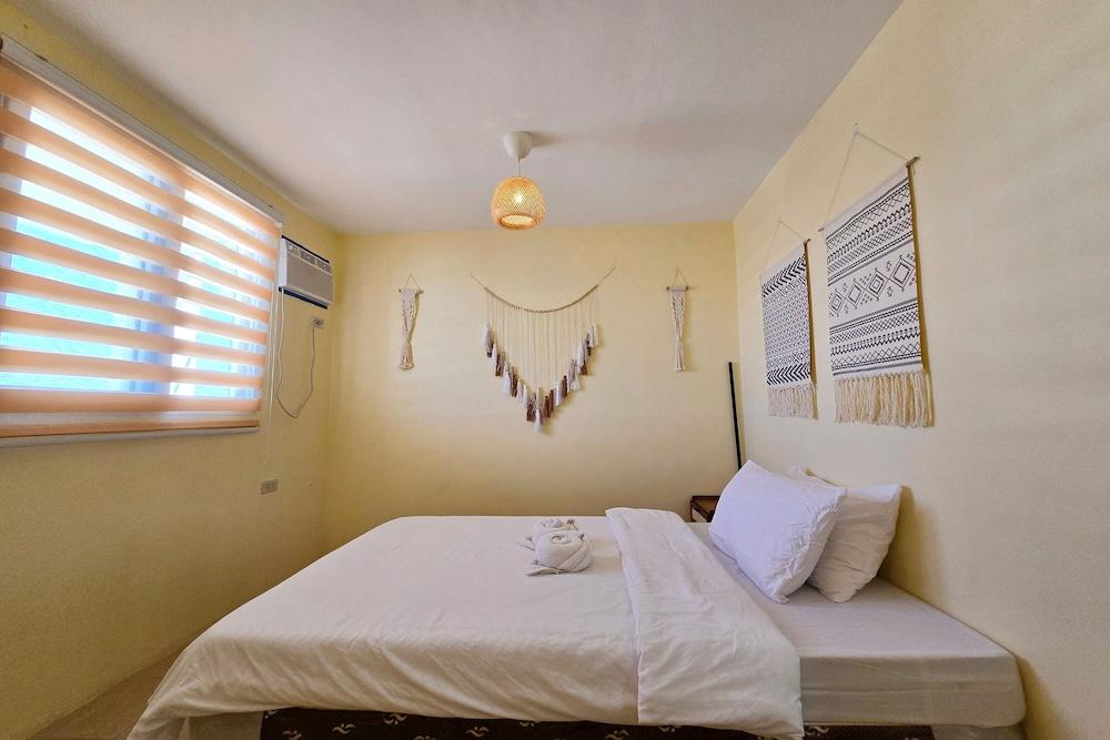 Surfers Point Deck An'nex