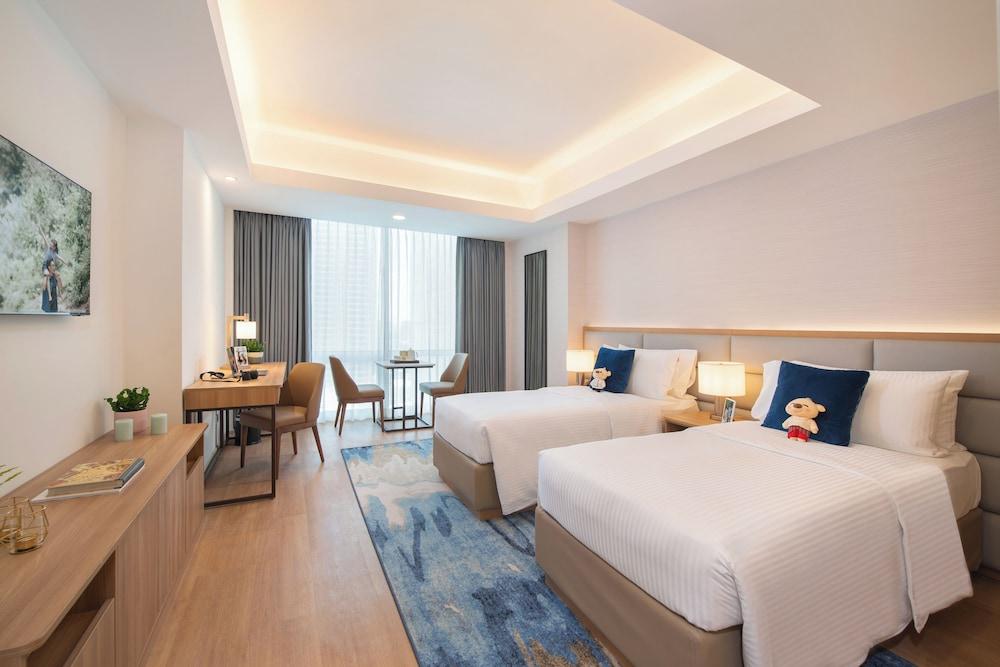 Somerset Valero Makati