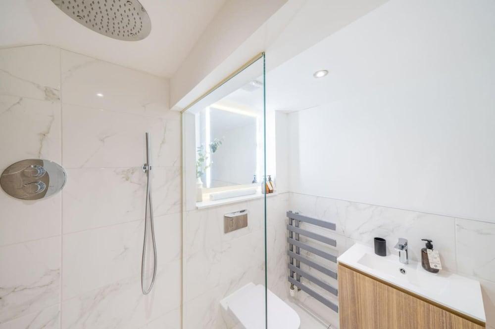 The Crescent at Bon Accord Aberdeen City