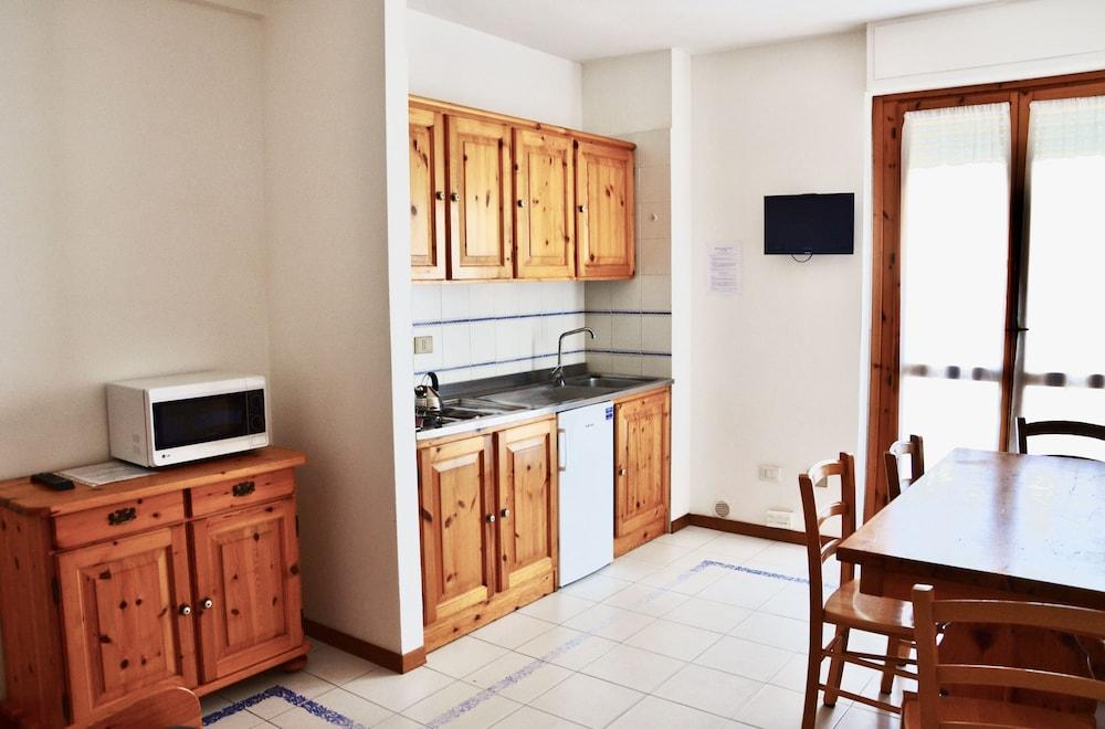 Residence with pool on the promenade