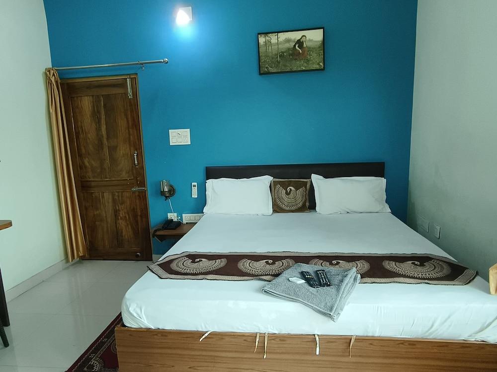 Goroomgo GD Stay Inn Bhubaneswar