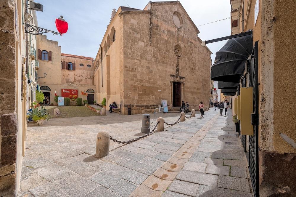 Sardinia Re - Corso 32