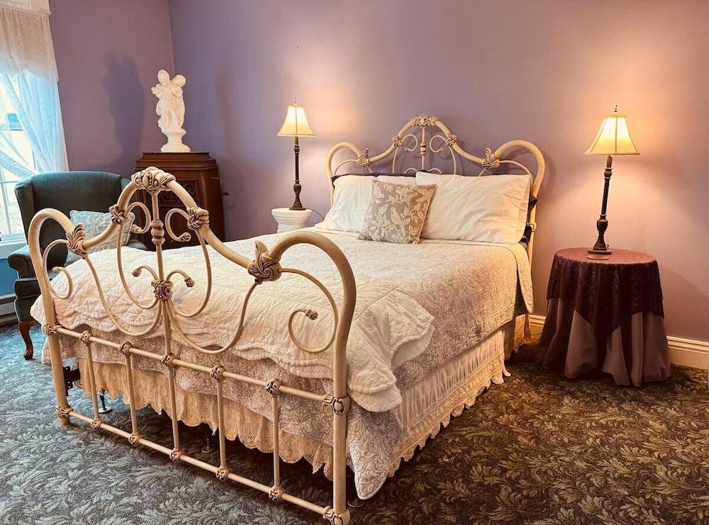 The Wen Inn formerly Andor Wenneson