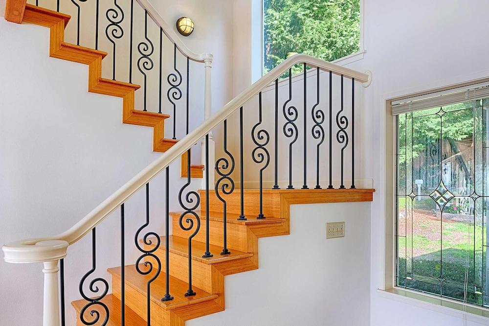 Four Stone Beach House