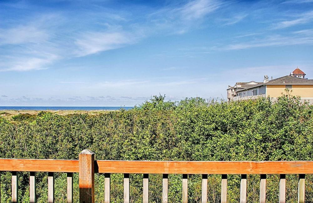 On Beyond Condo in Ocean Shores