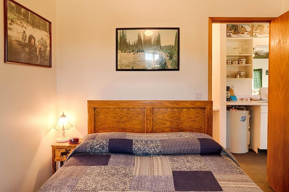 Hideaway Cabin in Oroville