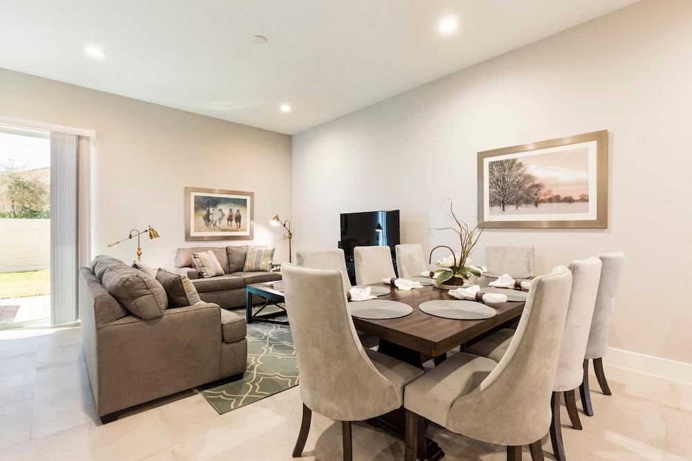 4 BR 4 BA Villa 1804ft 5min Disney BBQ