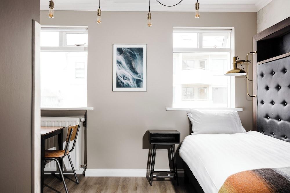 ODDSSON Downtown Hotel