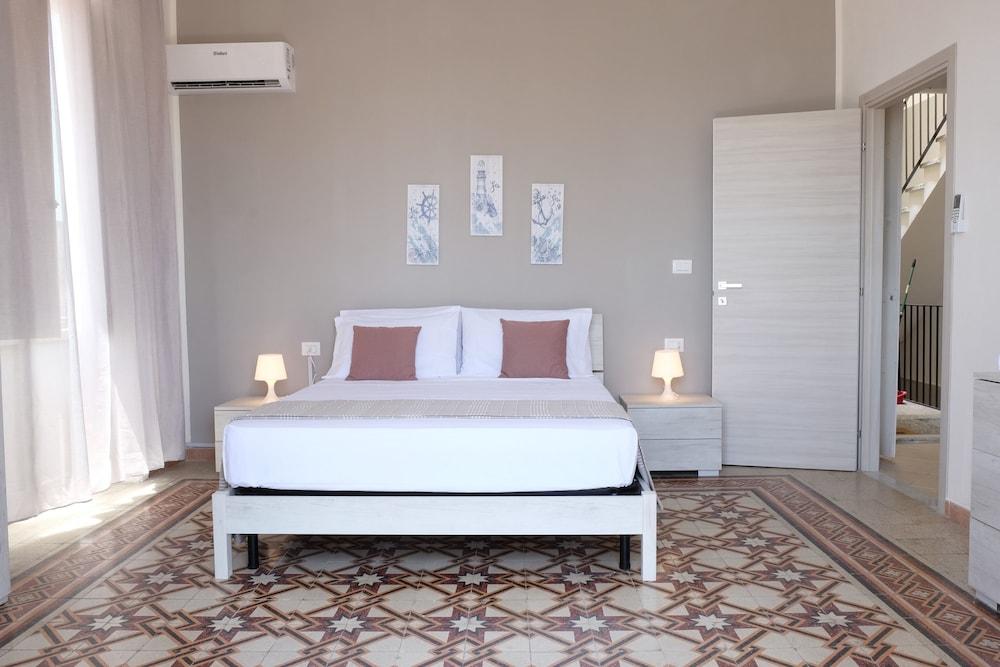 Myia Apartment A by Wonderful Italy