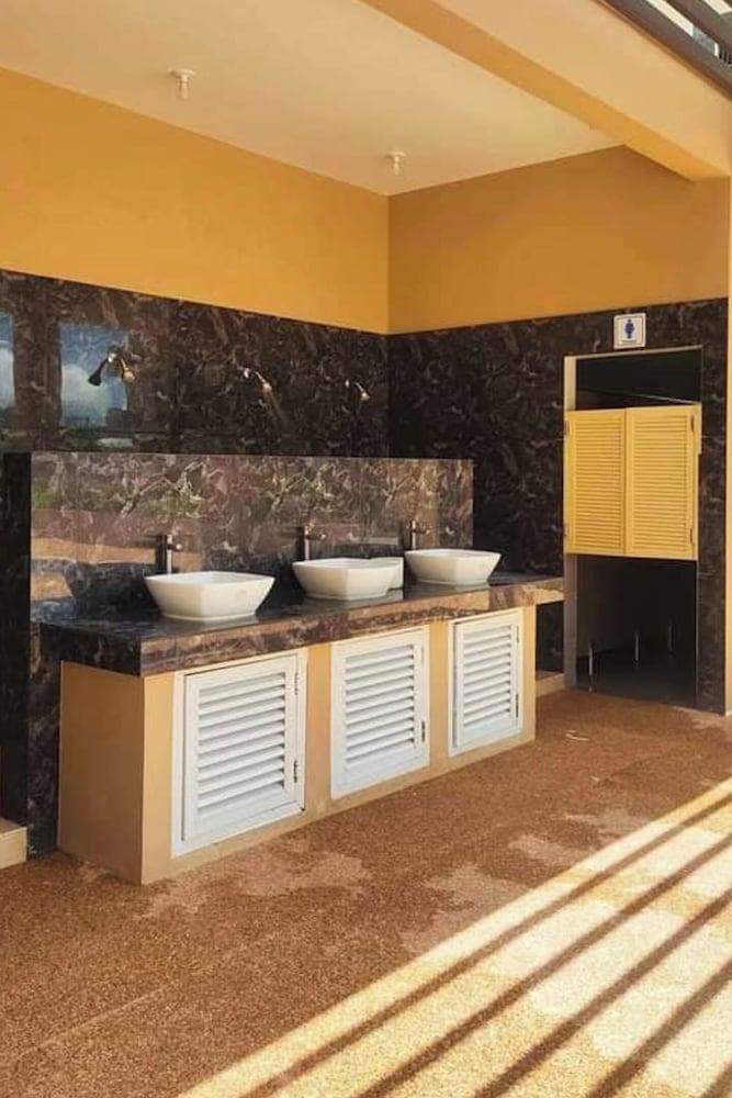 Tropical Paradise Getaway in Lapu-lapu City