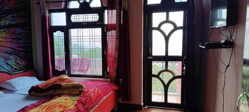 Goroomgo Mount Kailash Homestay Munsyari