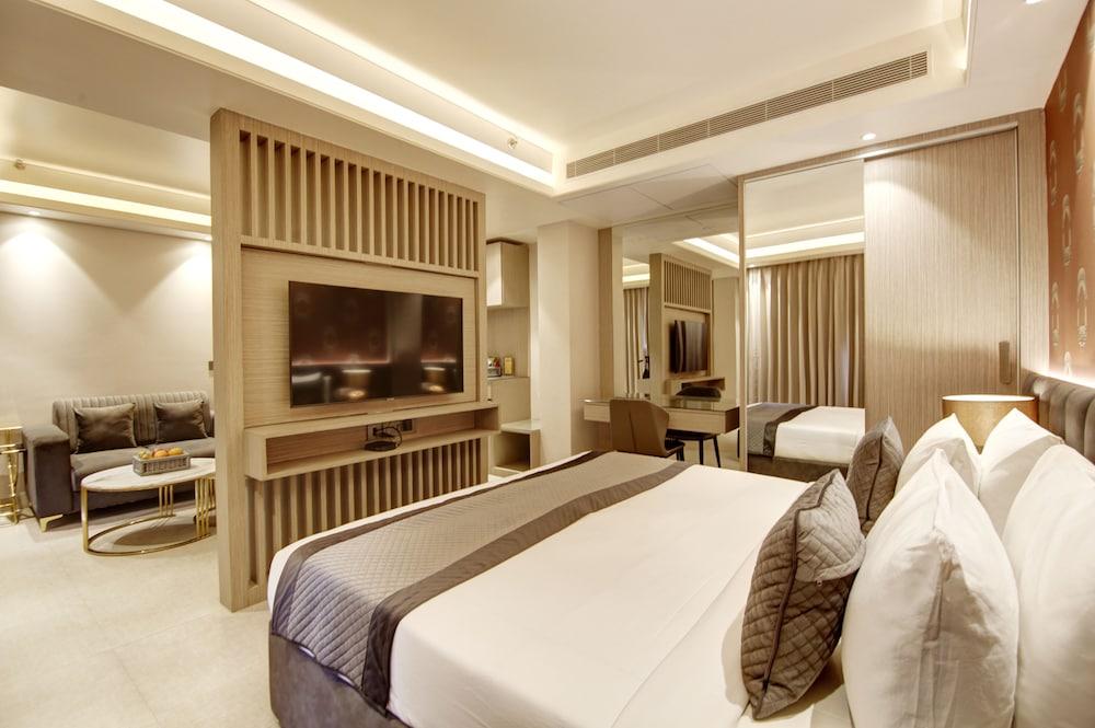 Stepstones Hotels and Inn-DLF PHASE-3