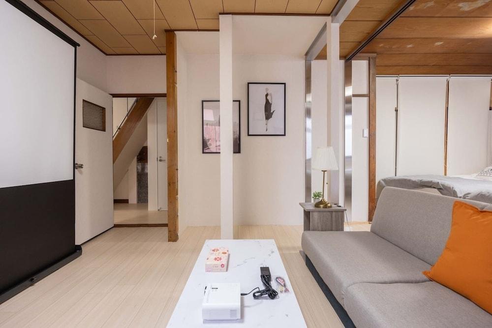 Higashi Komagata Bldg. 2F3F