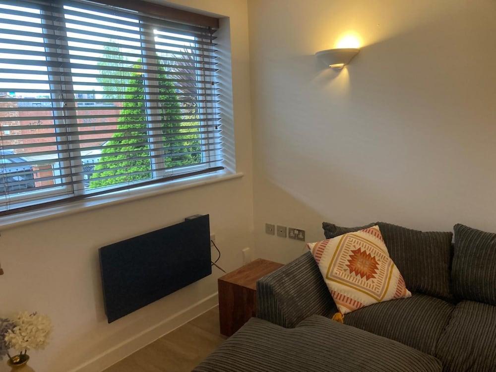 One Bedroom Cottage in Northampton