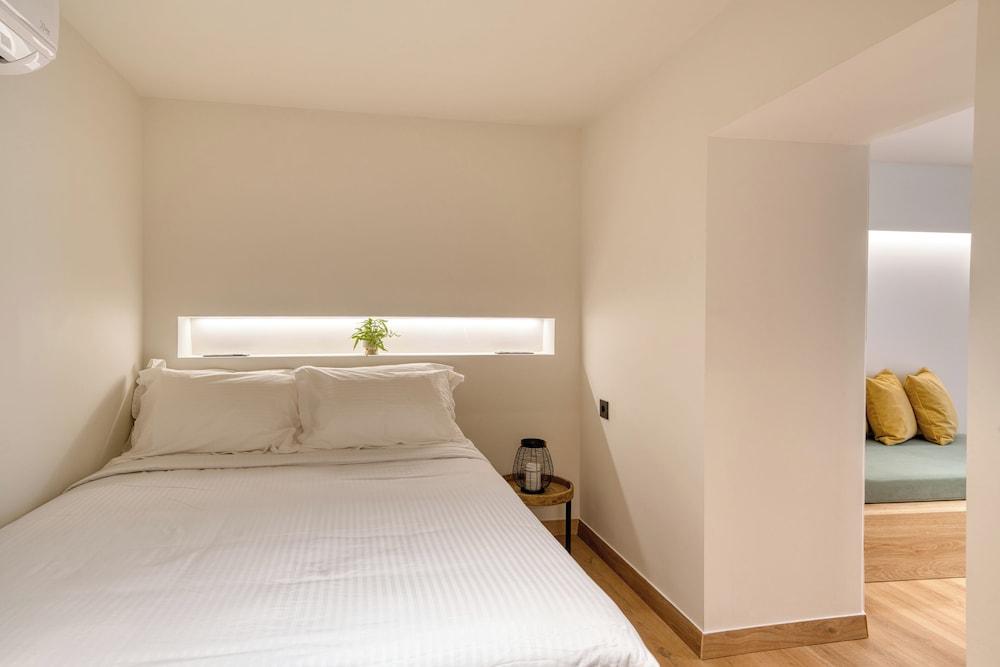 Vittore Gambello Rooms