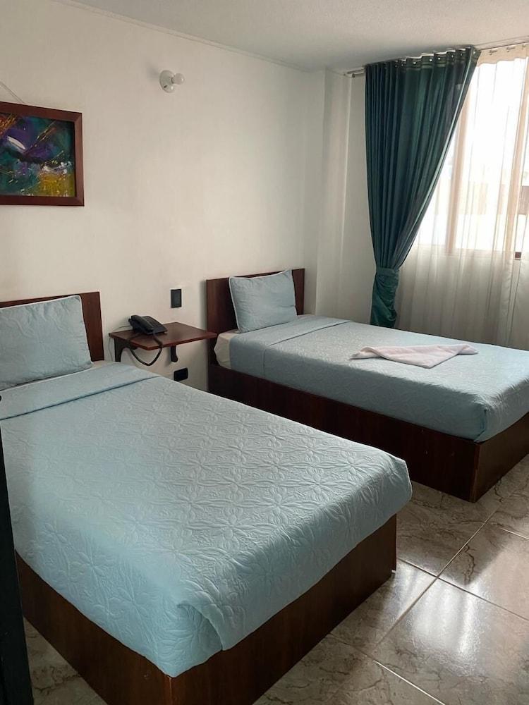 hotel el duque internacional