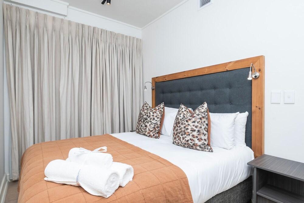 Xenia Aparthotel by Totalstay