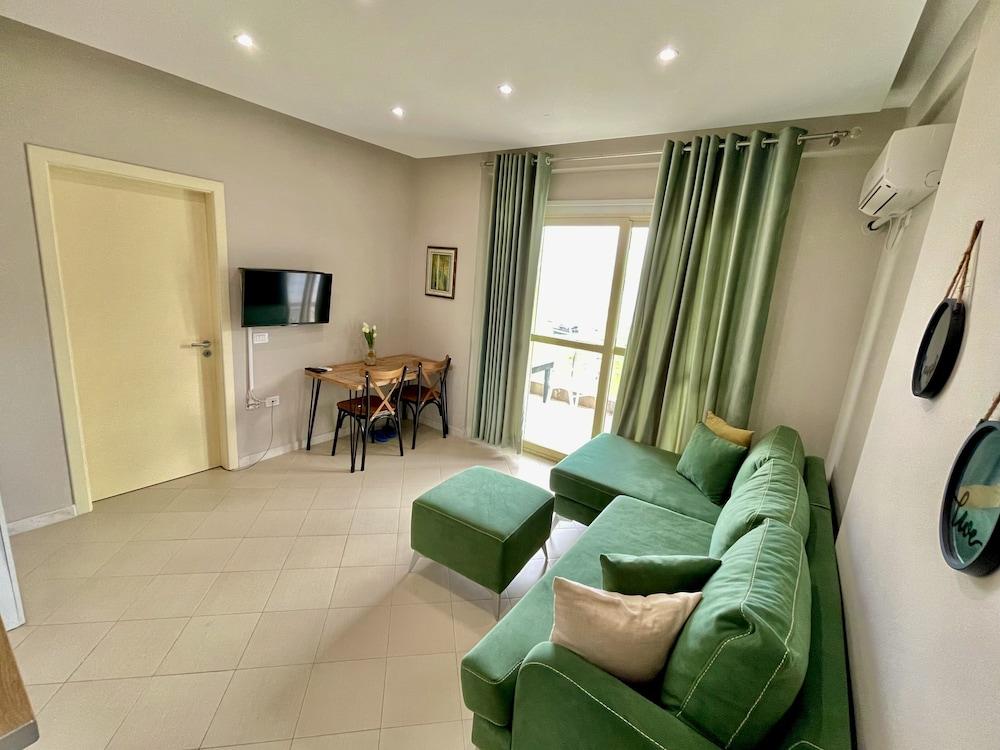 Belle Vue Apartments