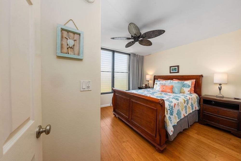 Kihei Akahi C202 2 Bedroom Condo by RedAwning