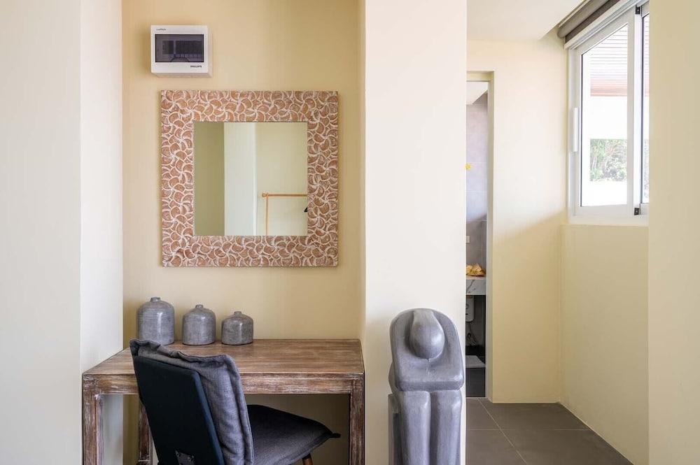 3 Bed Close To Fisherman Village KBR18