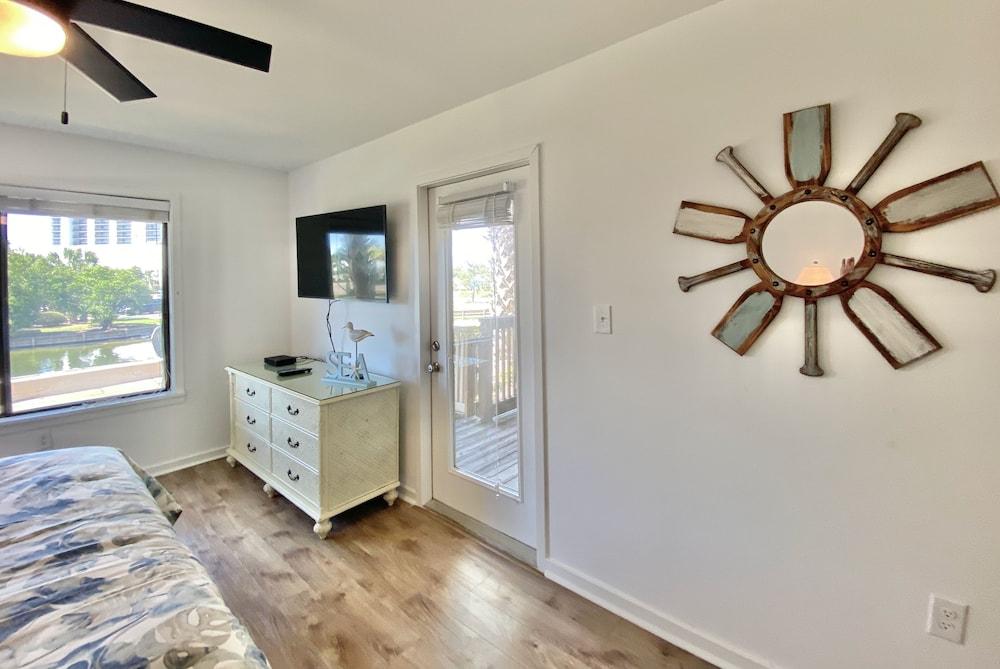 8c Richmond Park, Lake View Villa With Full Access To Amenities. 2 Bedroom Villa