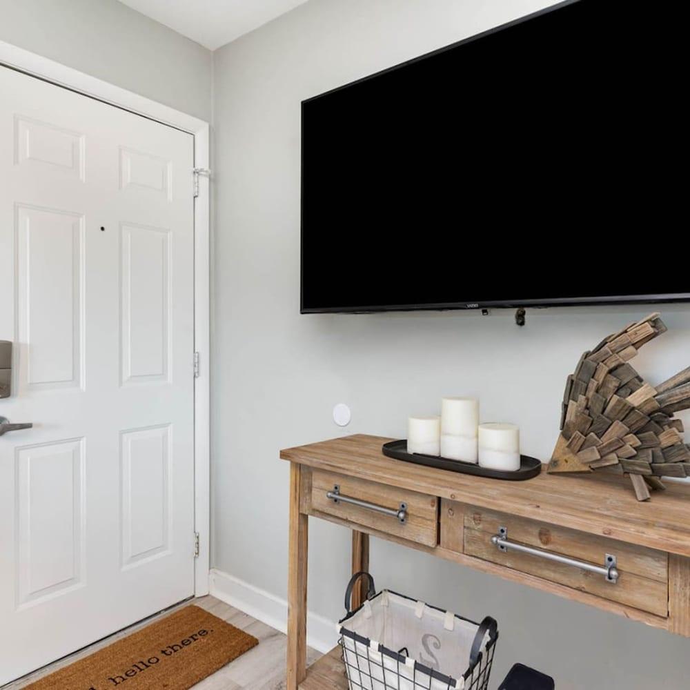 Life s a Beach - 3 Blocks From Beach Boardwalk