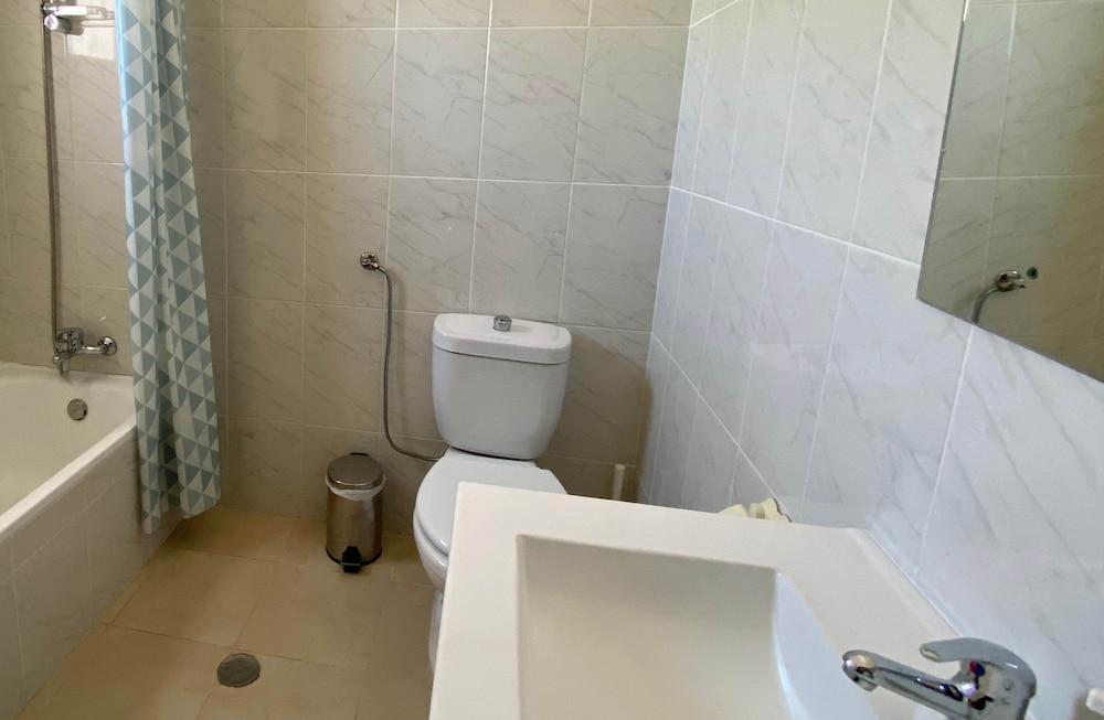 Vila Senhora da Rocha