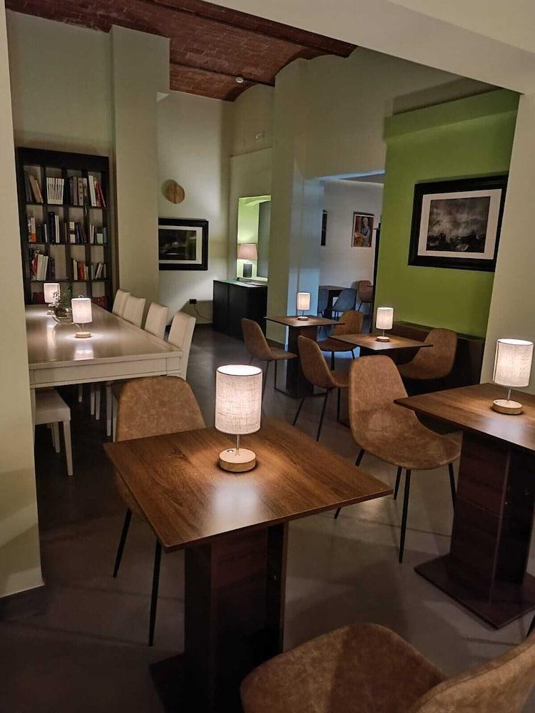 Ultroneo locanda di collina