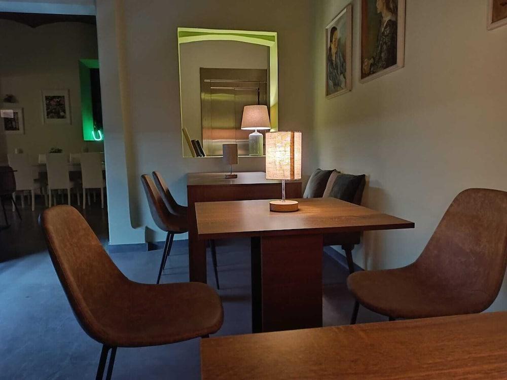 Ultroneo locanda di collina