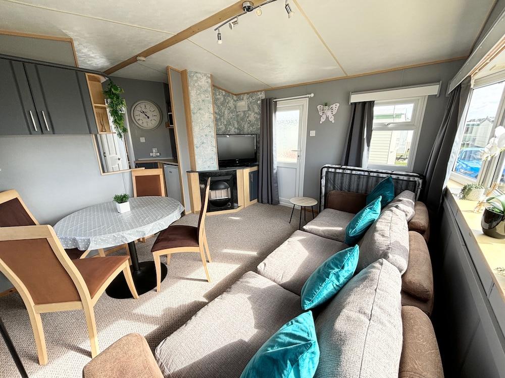 6 Berth Caravan - Sealands, Ingoldmells