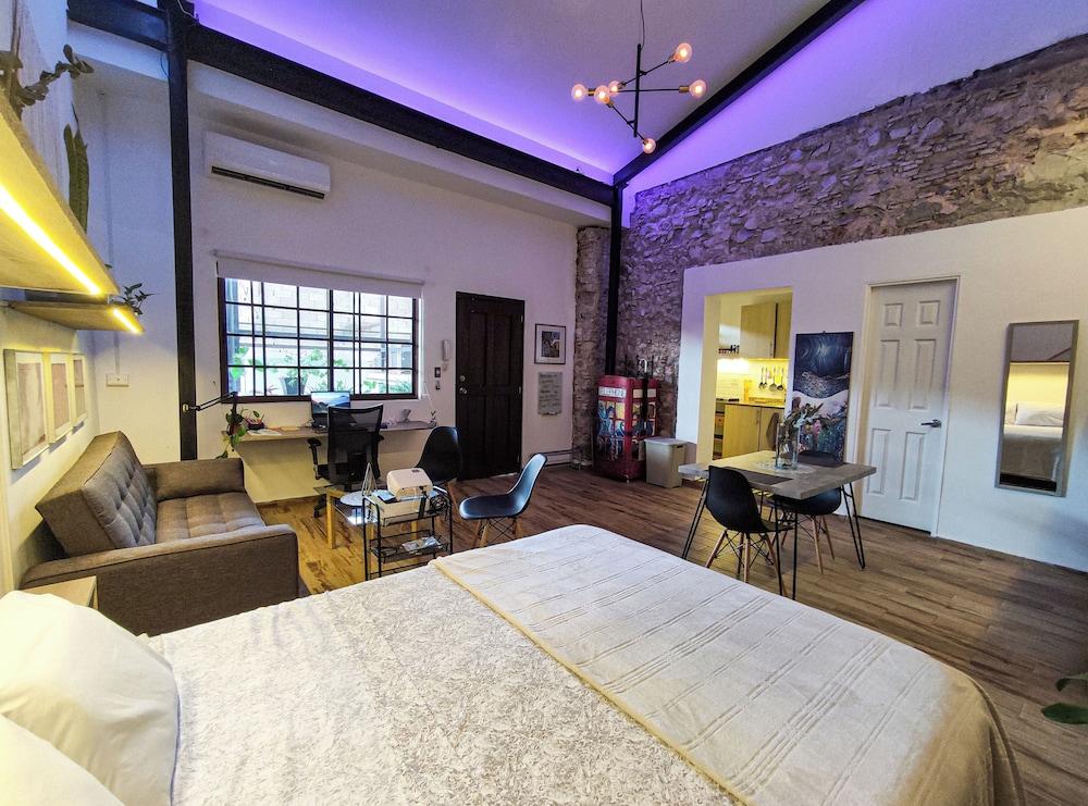 Mola Studio By Paradox