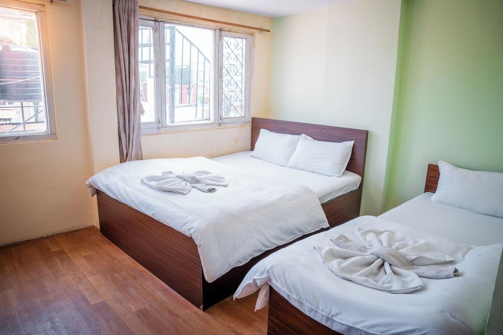 Hotel Harmony Bistro