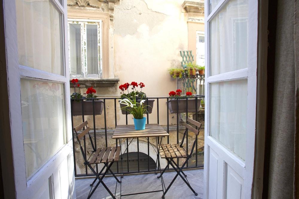 Casa Della Testazza in Syracuse