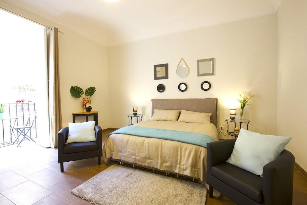 Casa Della Testazza in Syracuse