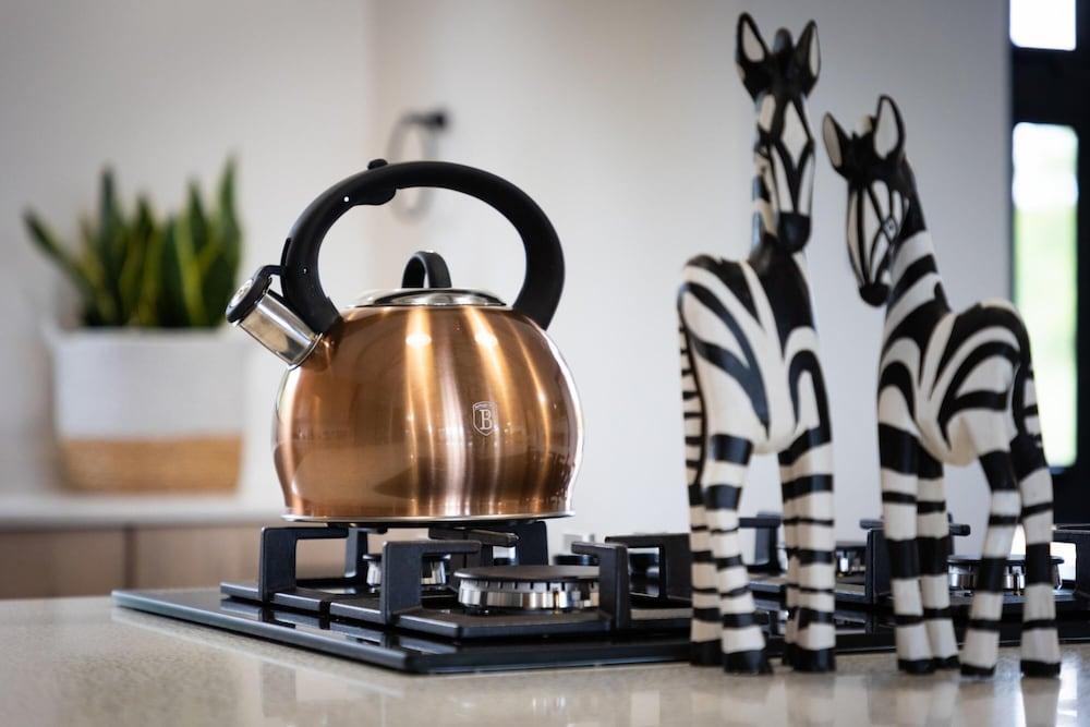 Villa Thornybush Light and Elegantly Designed Villa