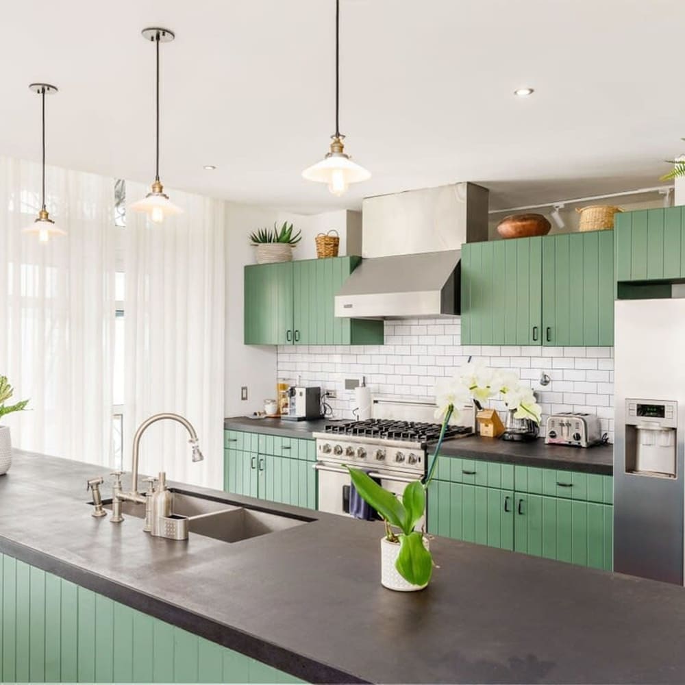 w 3BR Duplex Penthouse With Private Pool