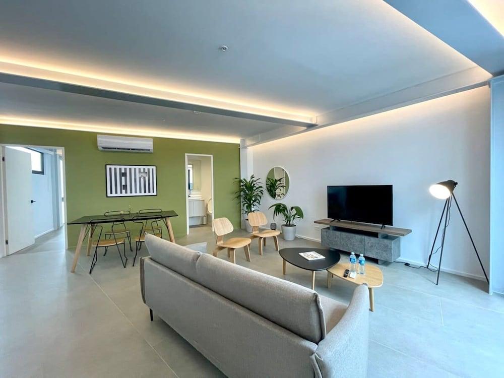 w Modern 1BR With Rooftop Pool In Casco Antiguo