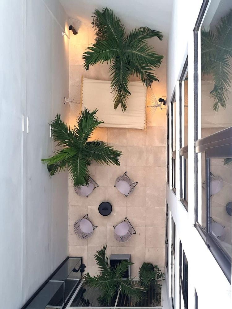 w Sunny 2BR With Rooftop Pool In Casco Antiguo