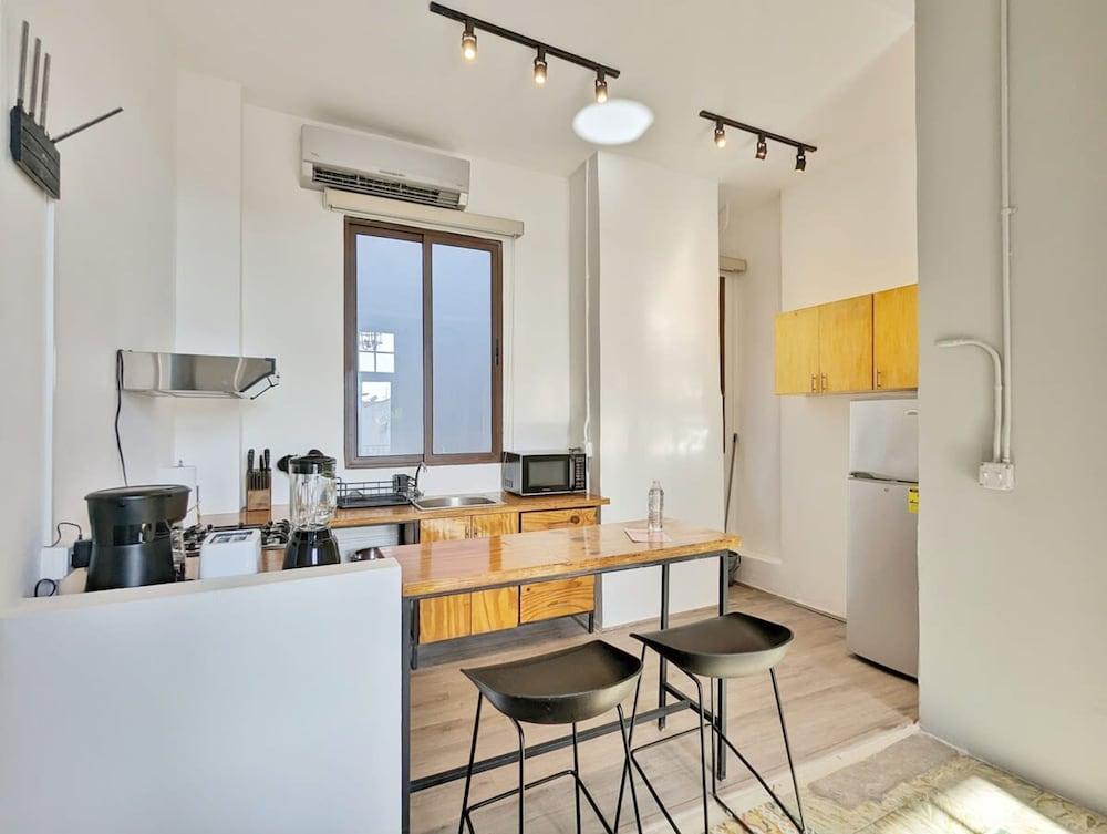 w Charming 1BR in Casco Viejo