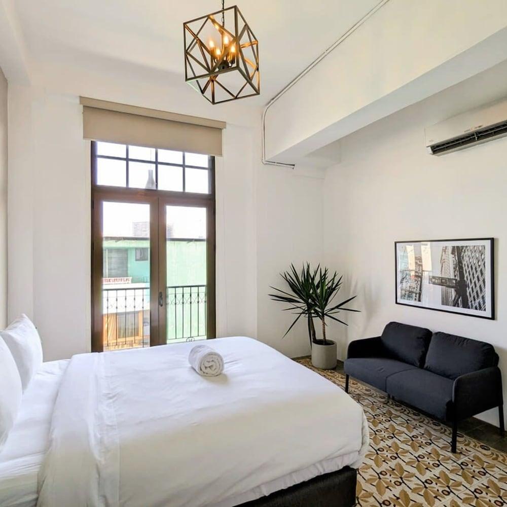 w Splendid 2BR in Casco Viejo