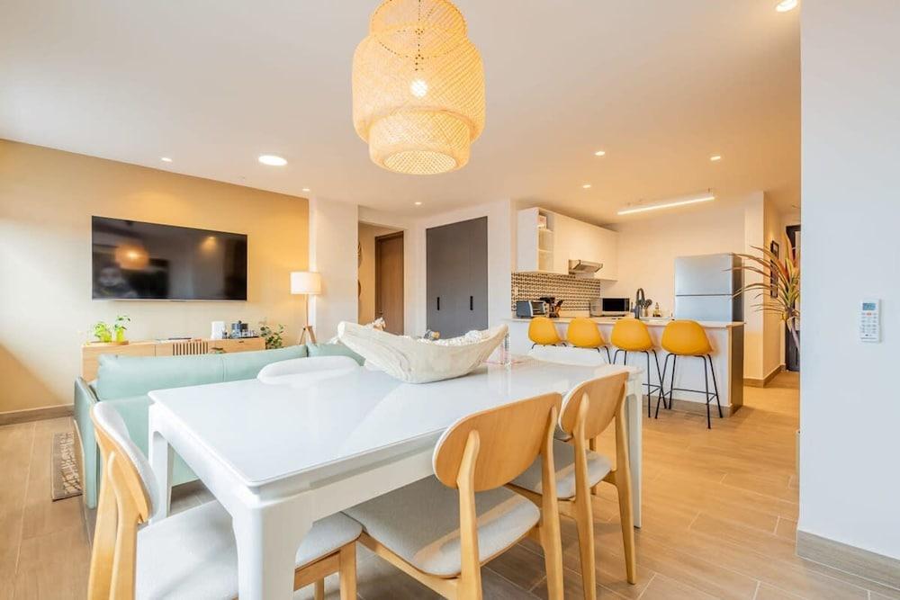 w Fantastic 2BR in Casco Viejo