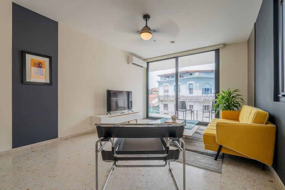 w Classy 1BR in Casco Antiguo