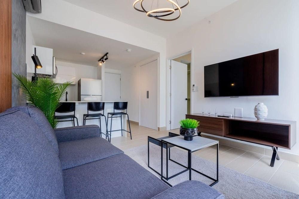 Tranquil 1BR Condo in San Francisco