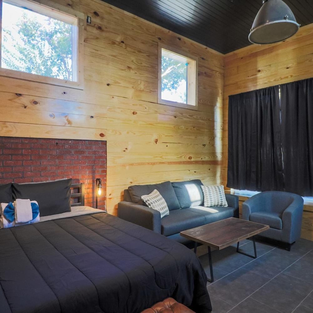 Restored Historic Loft - 3 Mins to the Beach