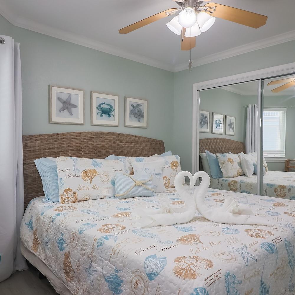 Easy Beach Access Charming Beachside Condo