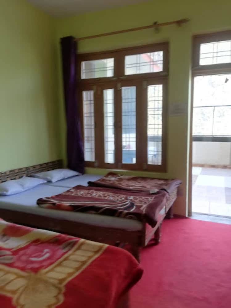 Goroomgo Utsav Palace Uttarkashi