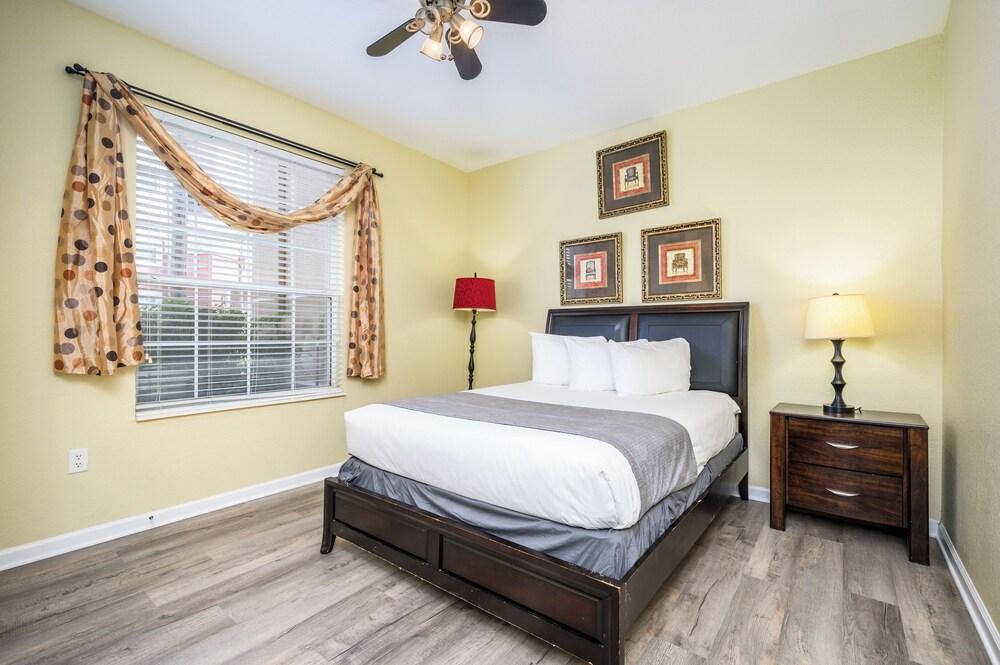 Epic Universe Large Condo With Pool Table, Vista Cay - 2003