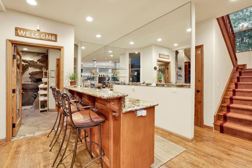 THE SPA AT Winterset #2282